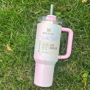 💕CUTE! Authentic STANLEY TUMBLER.